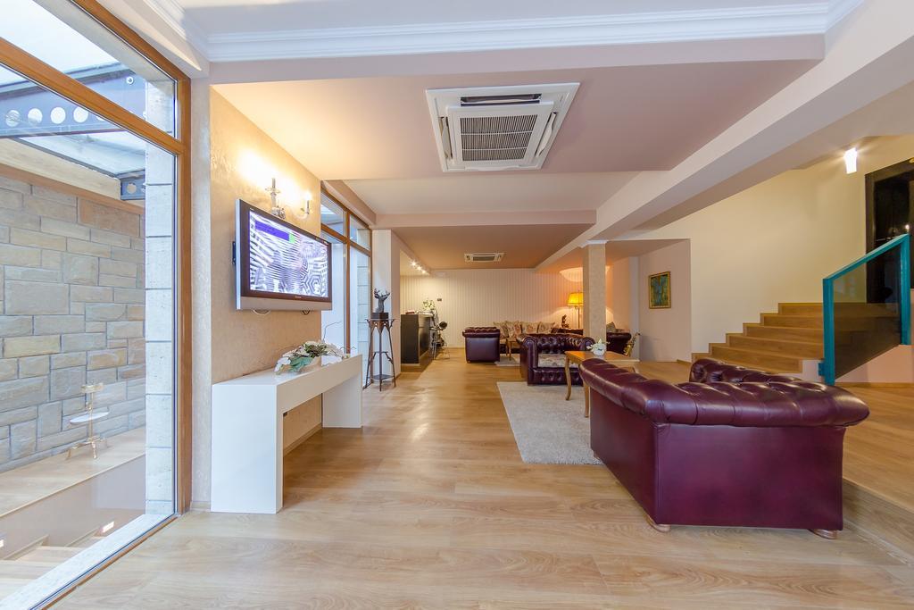 Hotel Studio Veliko Tarnovo Extérieur photo